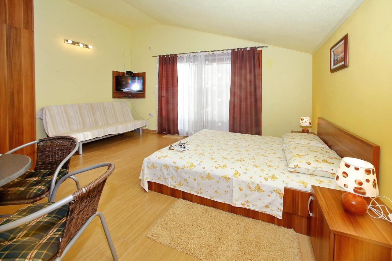 Apartmani Gordana Бибинье Экстерьер фото